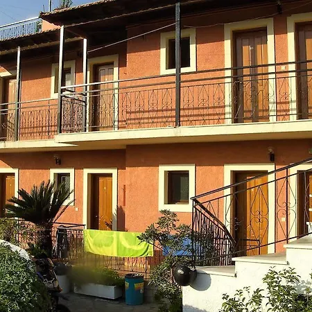 Apartment Marilena & *